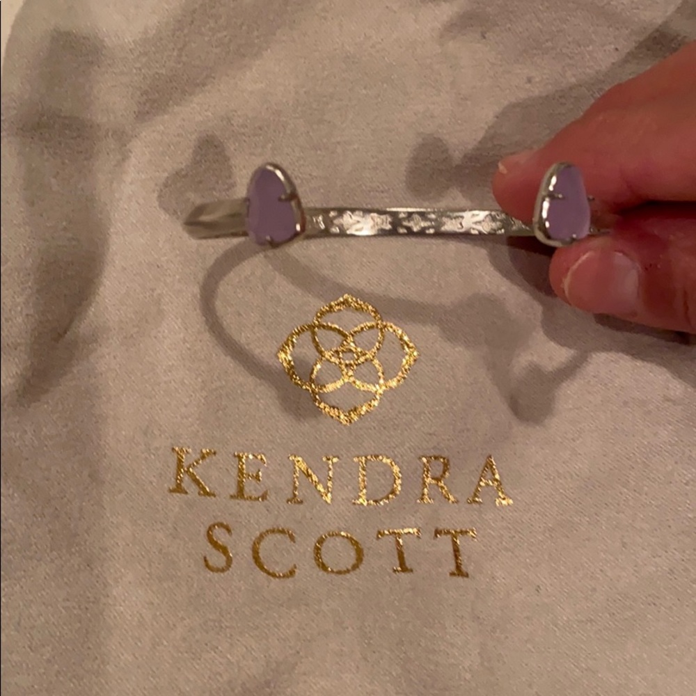 Kendra Scott bracelet